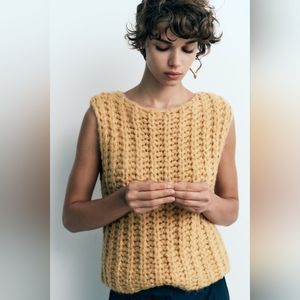 Chunky Knitted Cropped Mustard Wool Blend Sweater By Zara